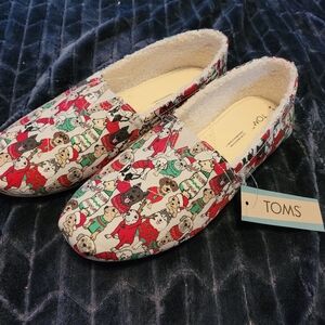 BRAND NEW Tom's Christmas Puppy Shoes